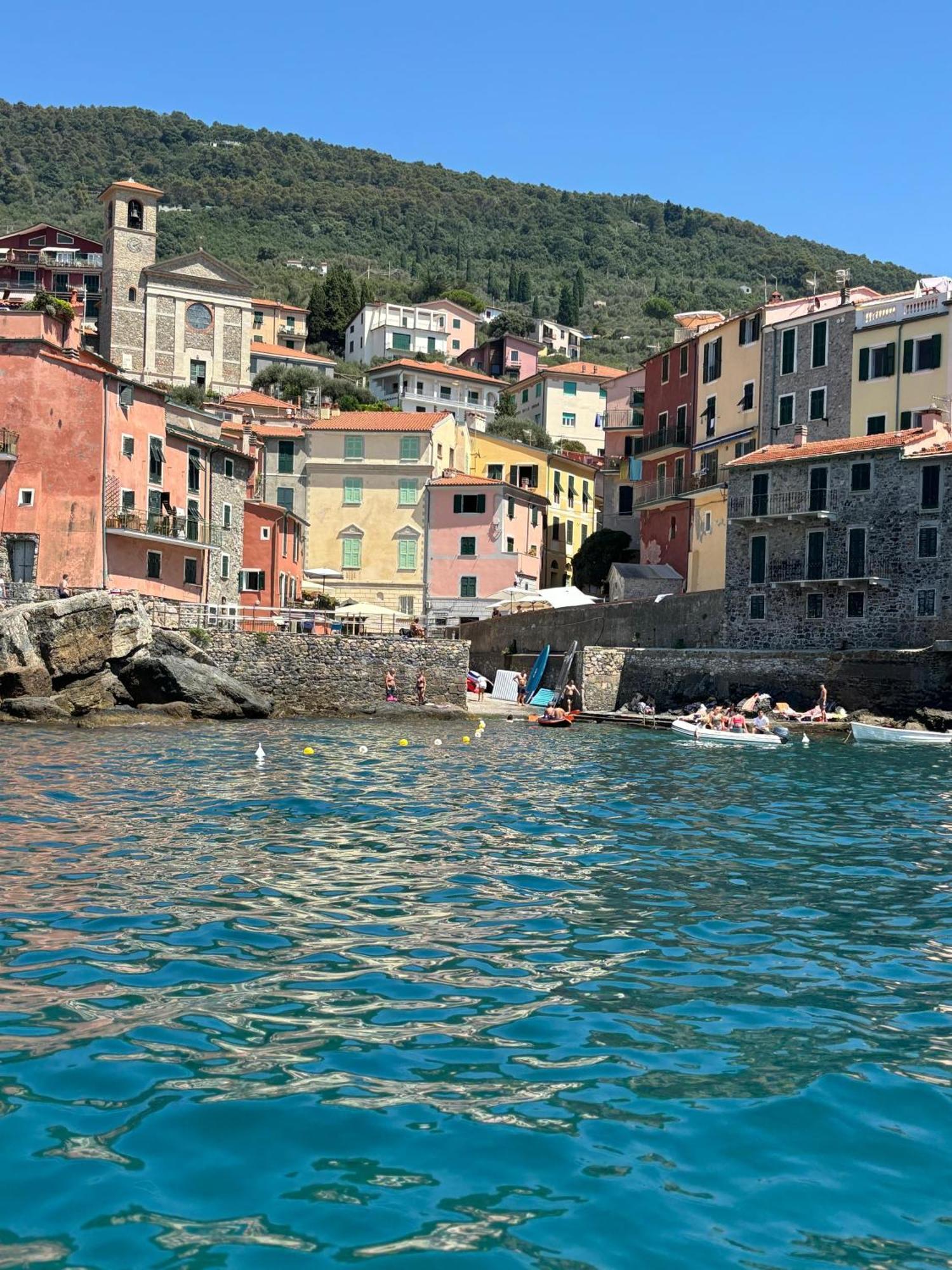 A Casa Di Gaia Affittacamere Riccò del Golfo di Spezia